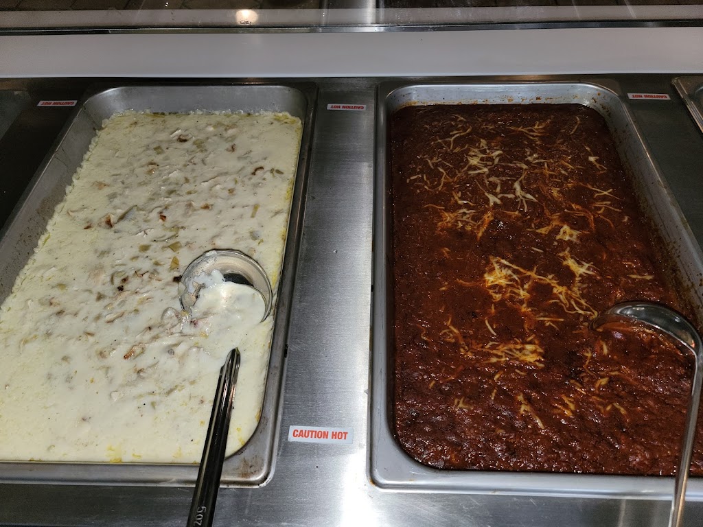 Lyons Den | restaurant | 30432 Broad St, Bruceton, TN 38318, USA | 7312520112 OR +1 731-252-0112