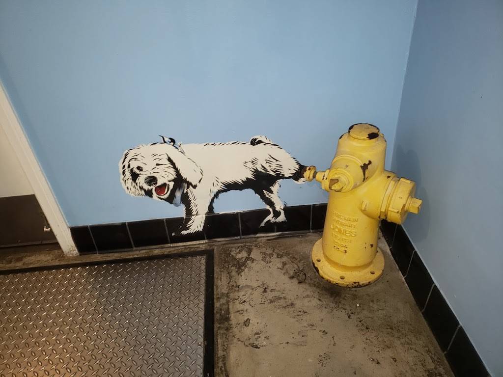 Monty’s Good Burger | restaurant | 1533 Sunset Blvd, Los Angeles, CA 90026, USA | 2139150257 OR +1 213-915-0257