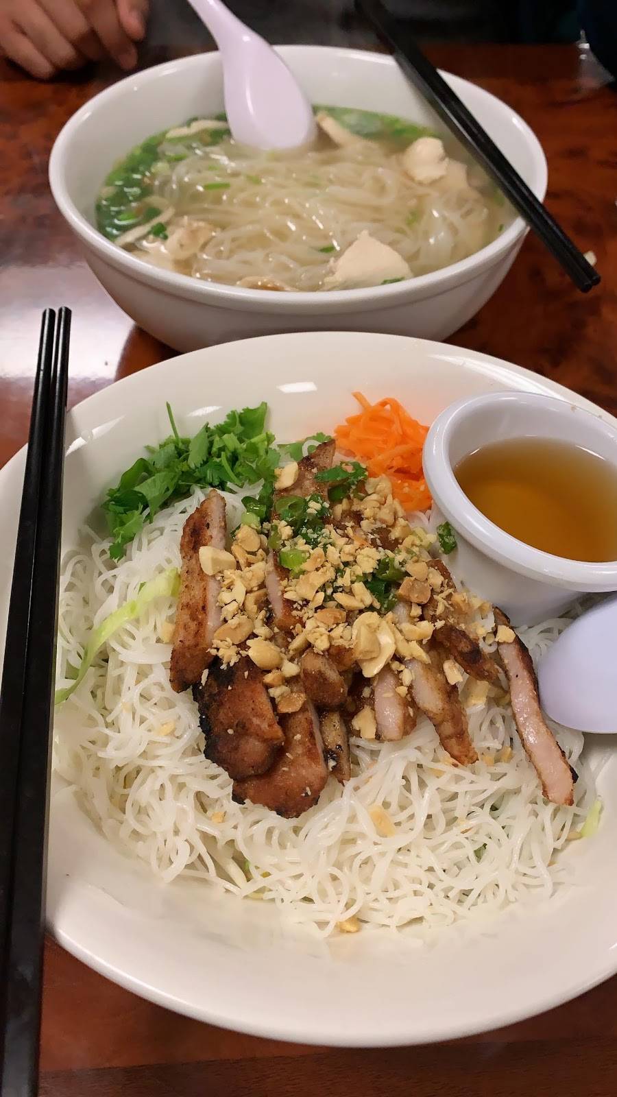 Pho Boston | restaurant | 311 Riverside Dr, Florence, MA 01062, USA | 4135704702 OR +1 413-570-4702
