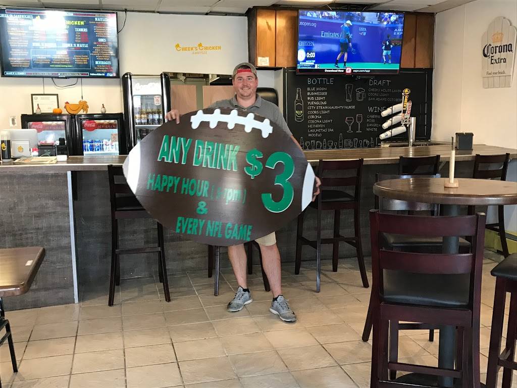 Cheeks Chicken & Waffles | restaurant | 1257 Main St, East Hartford, CT 06108, USA | 8602828980 OR +1 860-282-8980