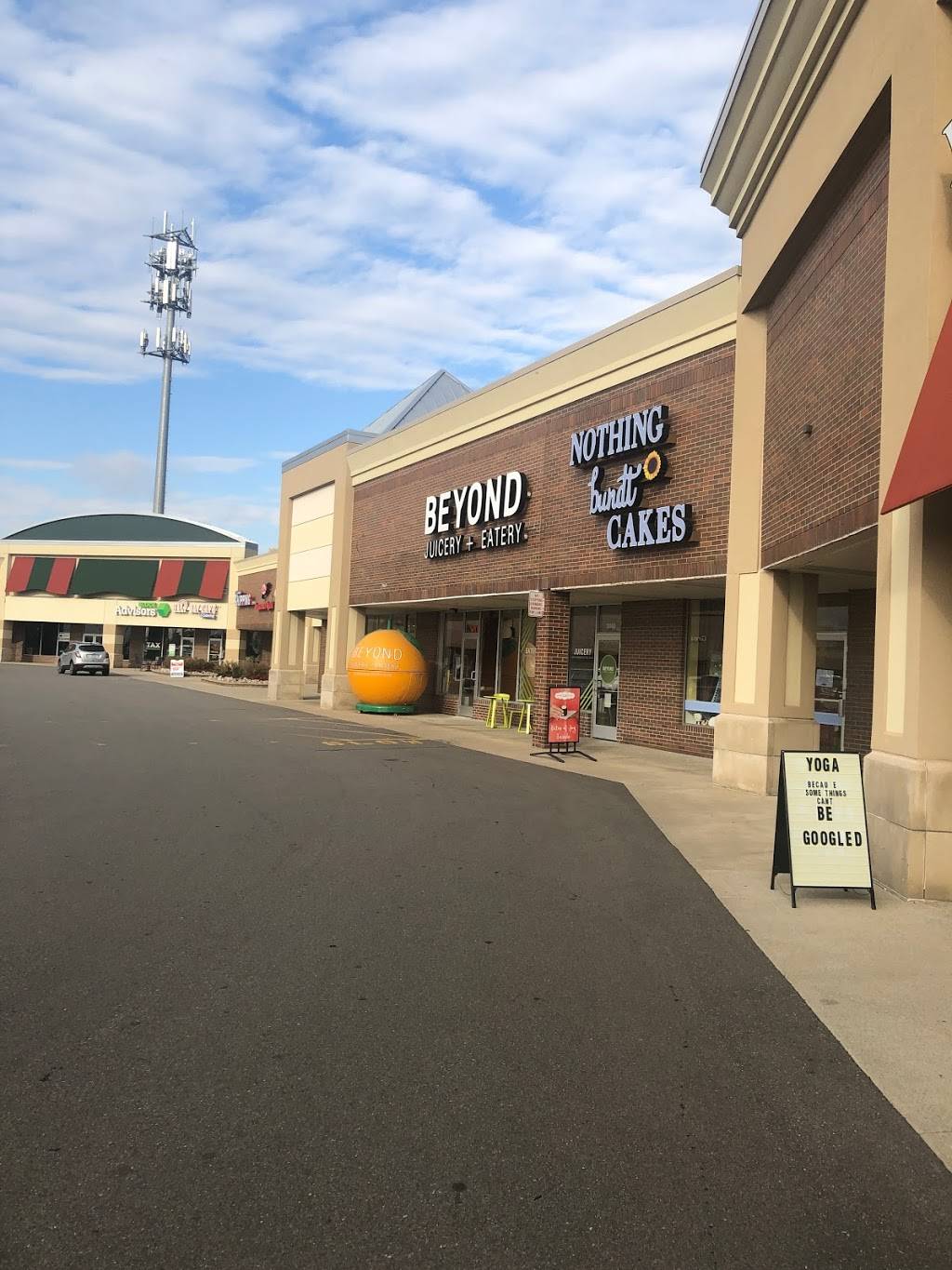 Beyond Juicery + Eatery | restaurant | 3080 Walton Blvd, Rochester Hills, MI 48309, USA | 2489632981 OR +1 248-963-2981