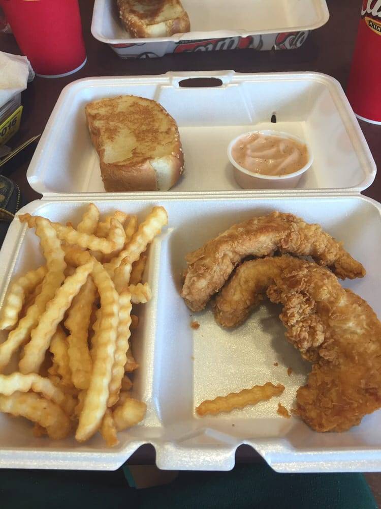 Raising Canes Chicken Fingers | meal takeaway | 805 W Grace St, Richmond, VA 23220, USA | 8048281142 OR +1 804-828-1142