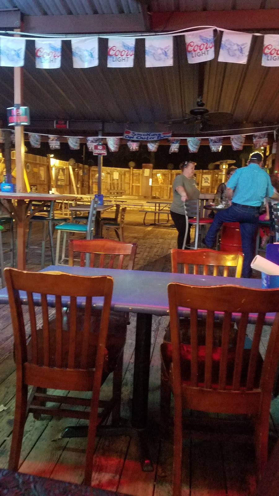 The Back Porch Sports Grill | restaurant | 3132 Fall Creek Hwy, Granbury, TX 76049, USA | 8173268200 OR +1 817-326-8200