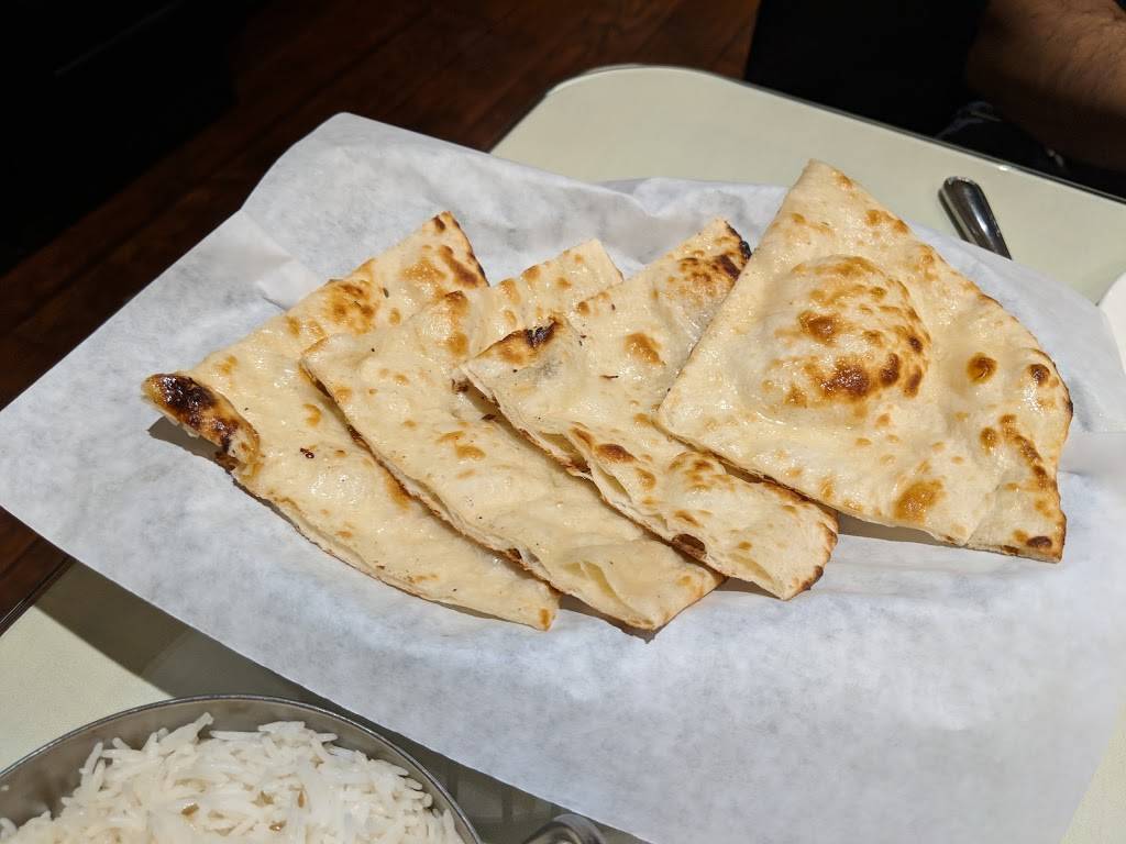 Curries | restaurant | 7318 Evergreen Way #101, Everett, WA 98204, USA | 4252651200 OR +1 425-265-1200