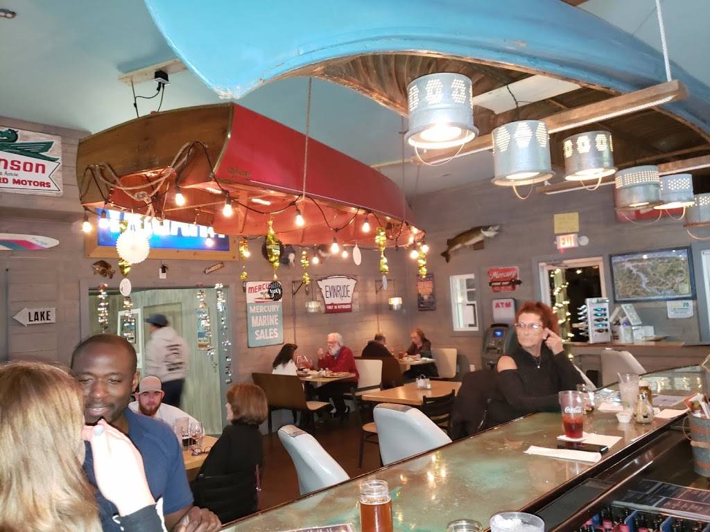 Magnum Point Marina & Restaurant | restaurant | 2200 Old Salem School Rd, Union Hall, VA 24176, USA | 5405763001 OR +1 540-576-3001