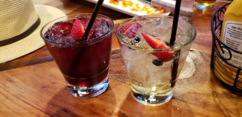 Kickn Mule Restaurant and Sports Bar | restaurant | 2901 W Capitol Ave, West Sacramento, CA 95691, USA | 9165720264 OR +1 916-572-0264