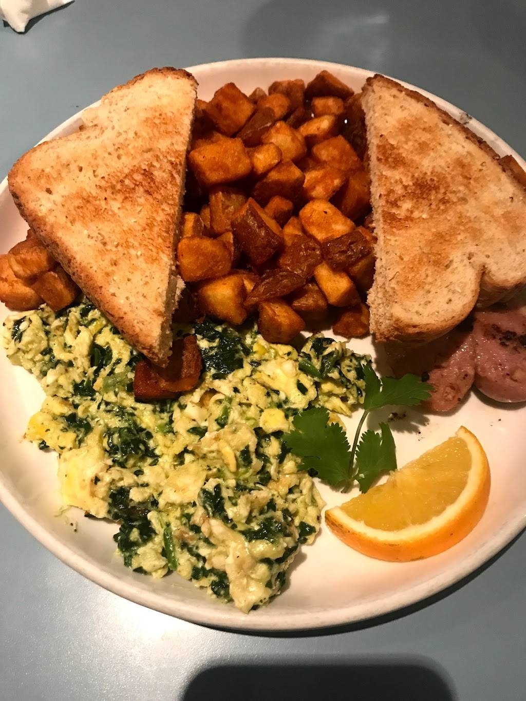 Baby Barnabys | restaurant | 602 Fairview St #2904, Houston, TX 77006, USA | 7135224229 OR +1 713-522-4229