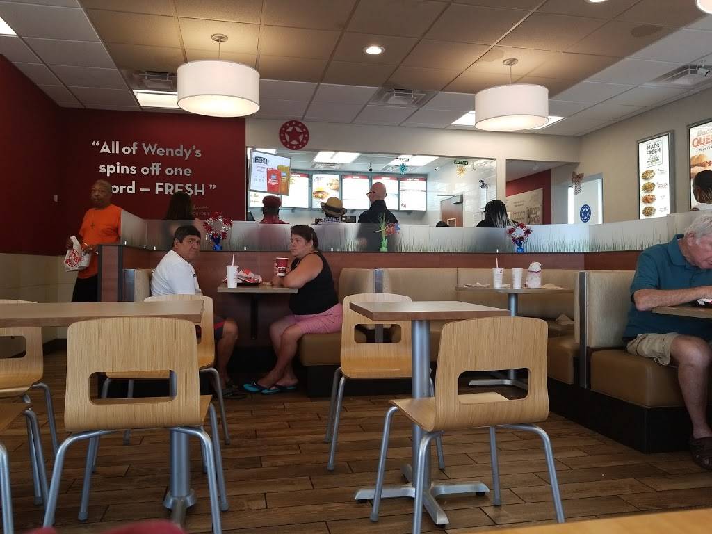 Wendys | restaurant | 90, University Plaza, Newark, DE 19702, USA | 3023668225 OR +1 302-366-8225