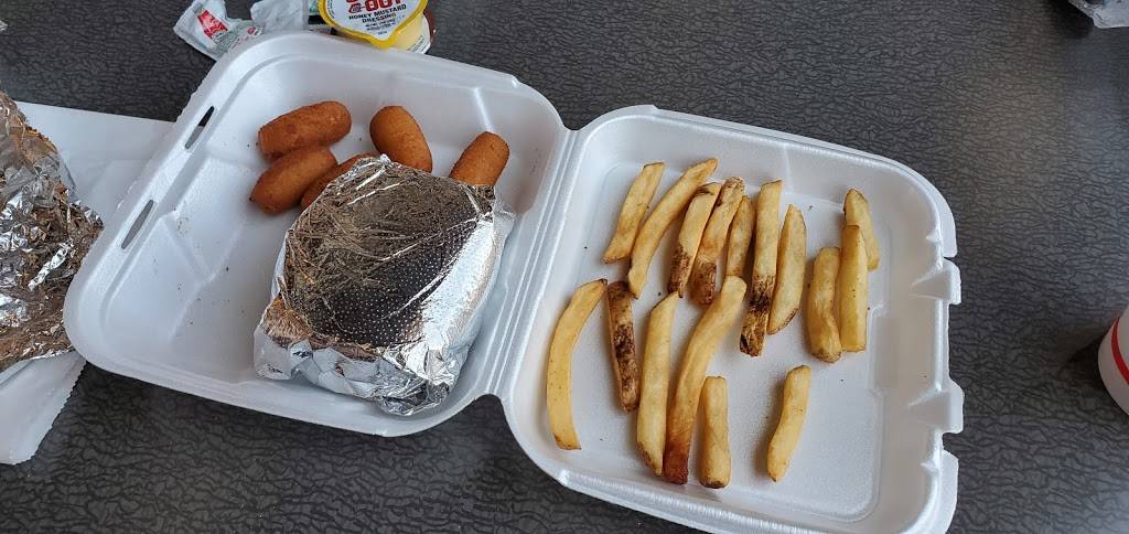 Cook Out | restaurant | 705 W Oglethorpe Hwy, Hinesville, GA 31313, USA | 9123321853 OR +1 912-332-1853