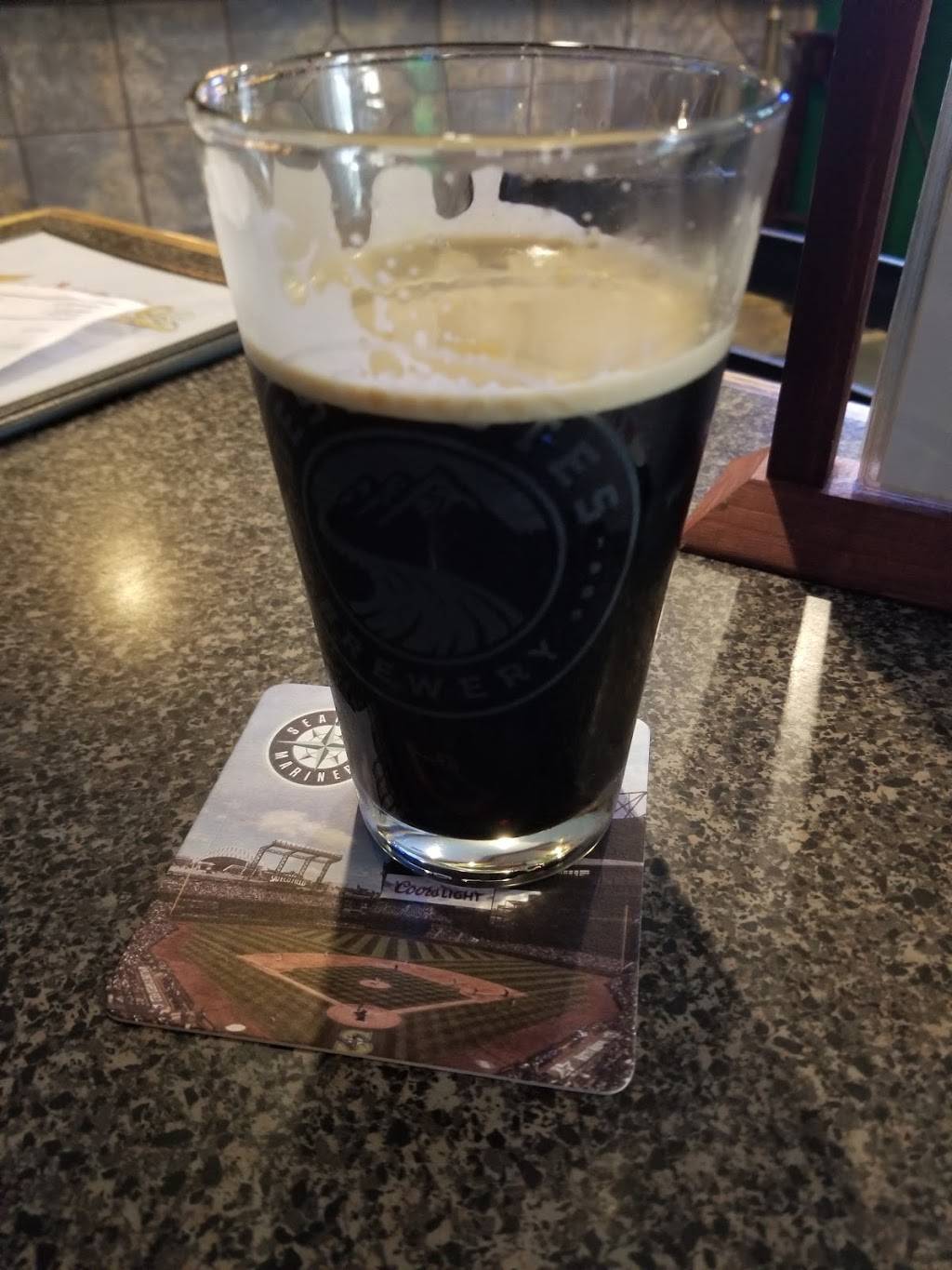 Extremes Sports Grill & Pizzeria | restaurant | 4156 Meridian St, Bellingham, WA 98226, USA | 3606477066 OR +1 360-647-7066