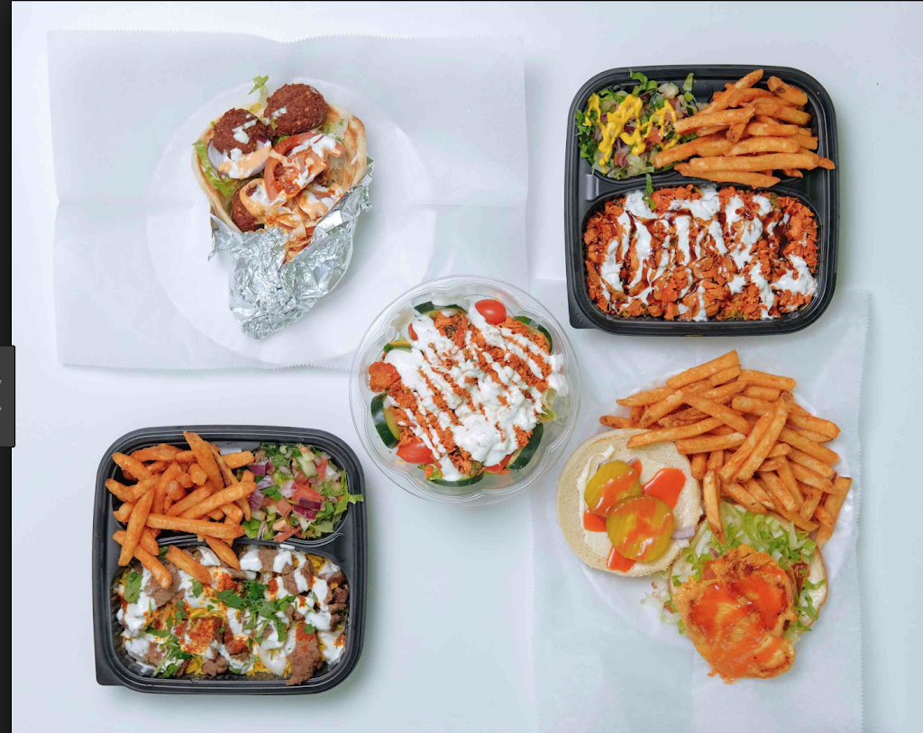 Halal Munchies | restaurant | 705 N Newbridge Rd, Levittown, NY 11756, USA | 5164330954 OR +1 516-433-0954