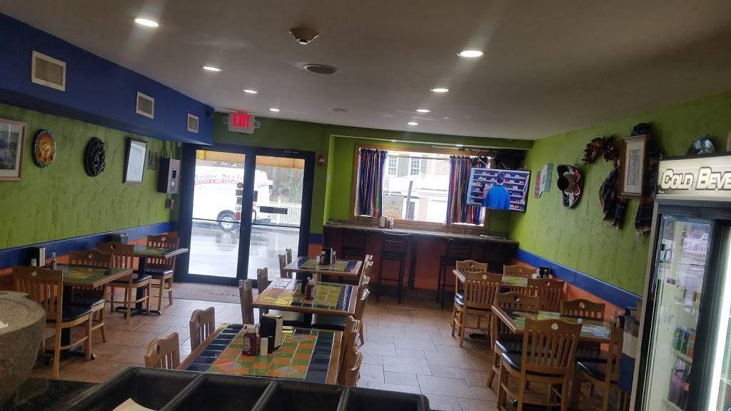 Tacos Lupita | restaurant | 63 Washington St, Gloucester, MA 01930, USA | 9782829600 OR +1 978-282-9600