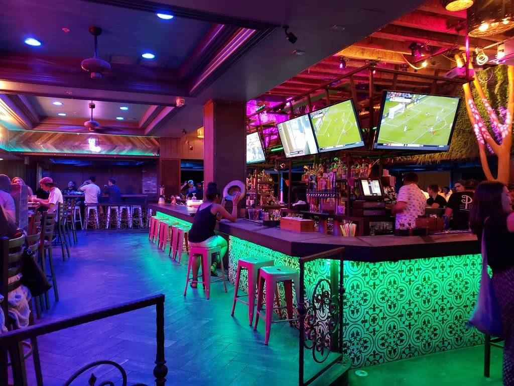 El Prez | restaurant | 4190 Mission Blvd, San Diego, CA 92109, USA | 8587502512 OR +1 858-750-2512