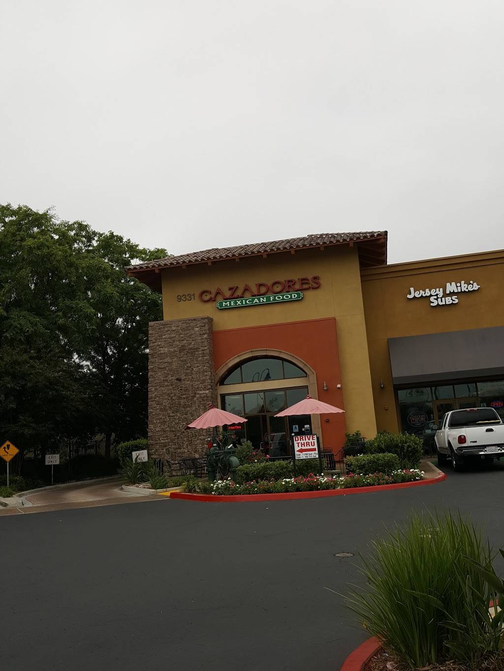 Cazadores Mexican Food | restaurant | 9331 Mission Gorge Rd, Santee, CA 92071, USA | 6194495347 OR +1 619-449-5347