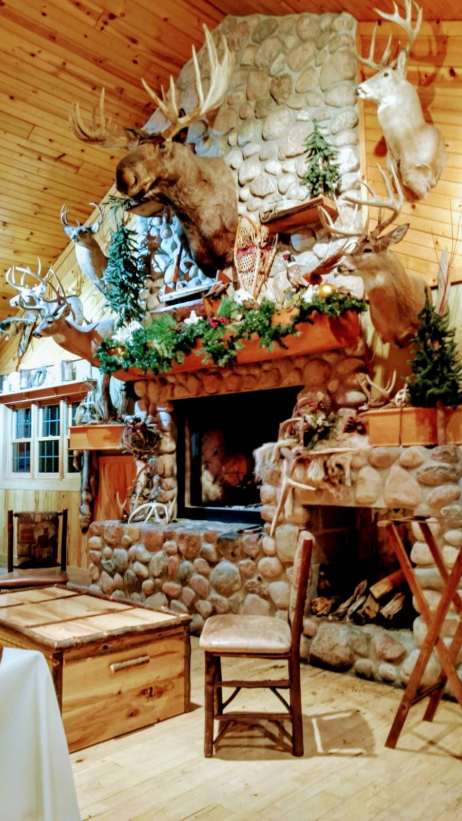 Milford Hills (Restaurant) | restaurant | W5670 French Rd, Johnson Creek, WI 53038, USA | 9206992249 OR +1 920-699-2249