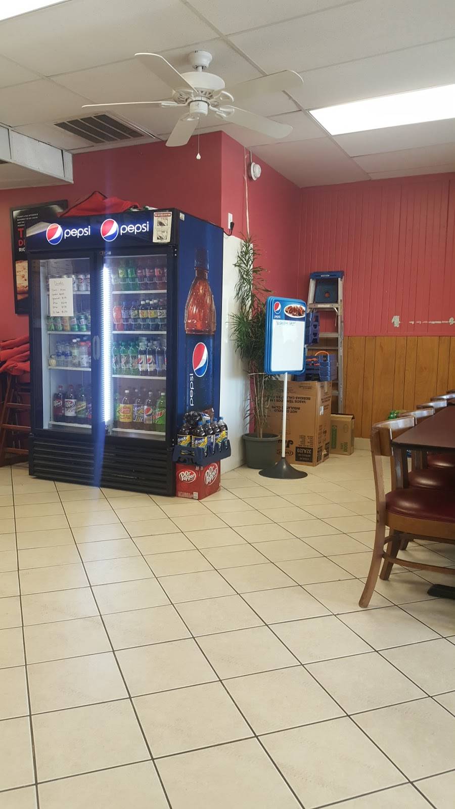 Milanos Pizzeria | restaurant | 18 N Pennsylvania Ave, Delmar, DE 19940, USA | 3028469066 OR +1 302-846-9066