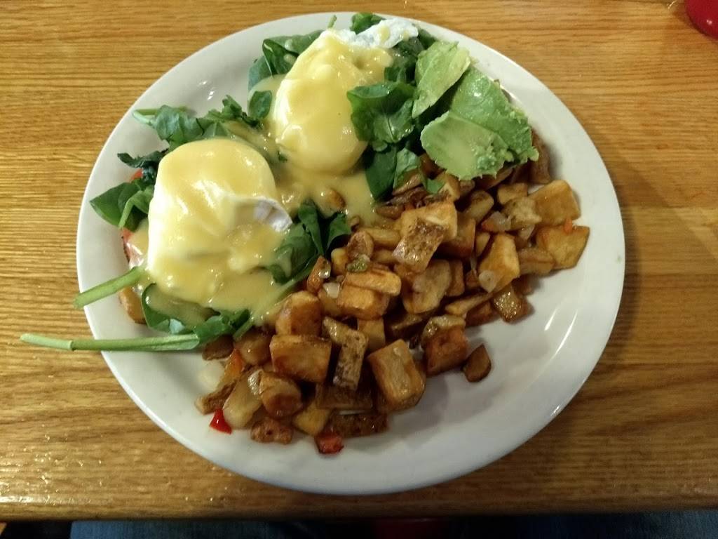 Alfreds Cafe | restaurant | 402 Puyallup Ave, Tacoma, WA 98421, USA | 2536275491 OR +1 253-627-5491