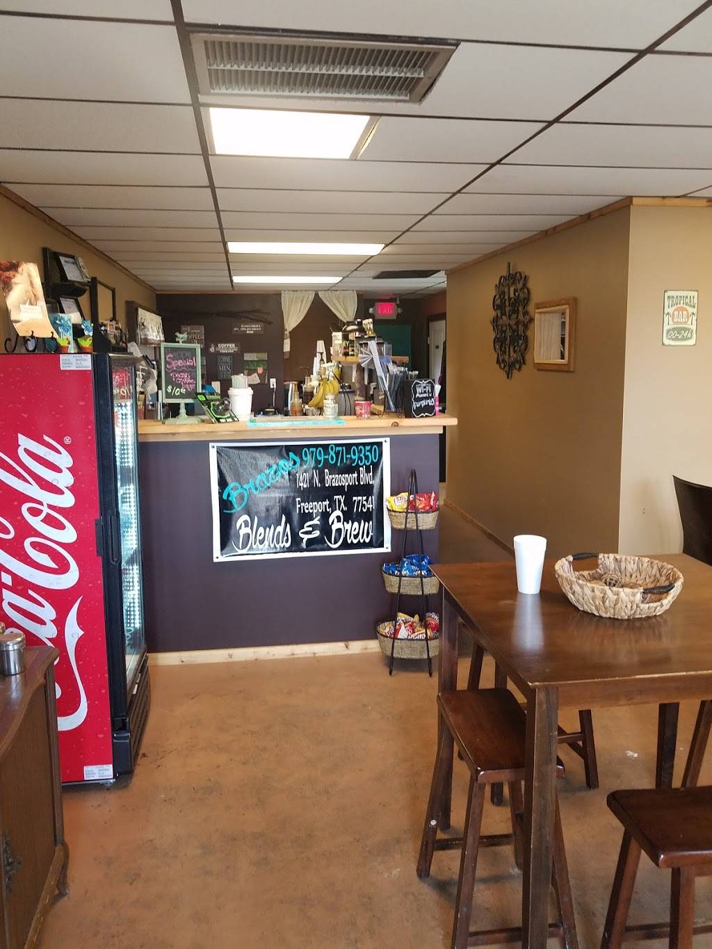 Brazos Blends & Brew | cafe | 301 S Brazosport Blvd, Freeport, TX 77541, USA | 9798719350 OR +1 979-871-9350