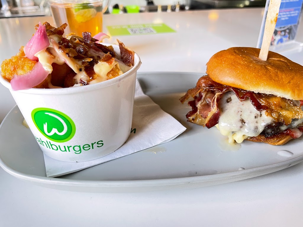 Wahlburgers | restaurant | 218 Peachtree St, Atlanta, GA 30303, USA | 4046004933 OR +1 404-600-4933