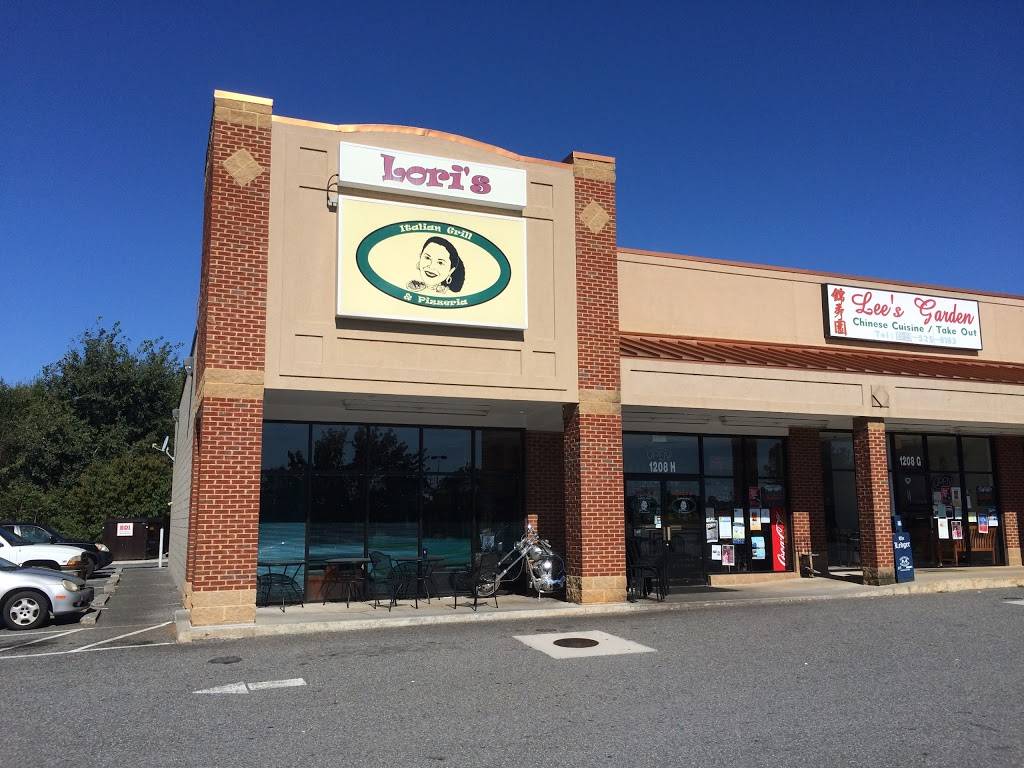 Loris | restaurant | 1208 Perrowville Rd, Forest, VA 24551, USA | 4345250065 OR +1 434-525-0065
