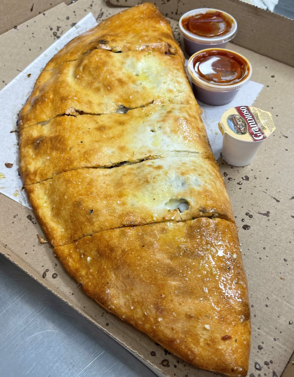 Avent Ferry Pizza | restaurant | 3231 Avent Ferry Rd #102, Raleigh, NC 27606, USA | 9197030027 OR +1 919-703-0027