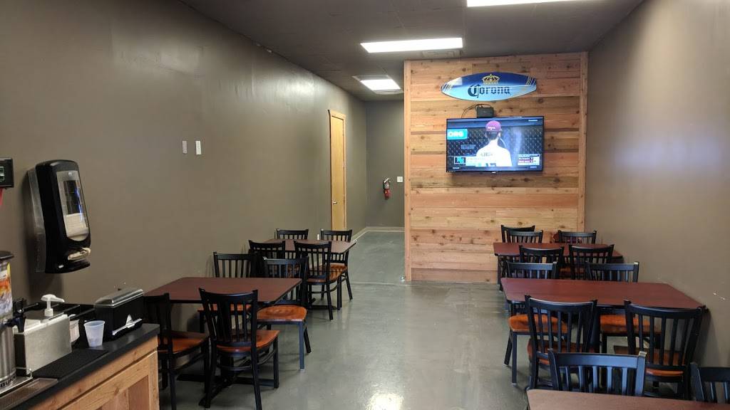 Wings-N-Fire | restaurant | 5420 Deep Lake Rd #1000, Oviedo, FL 32765, USA | 3213164210 OR +1 321-316-4210