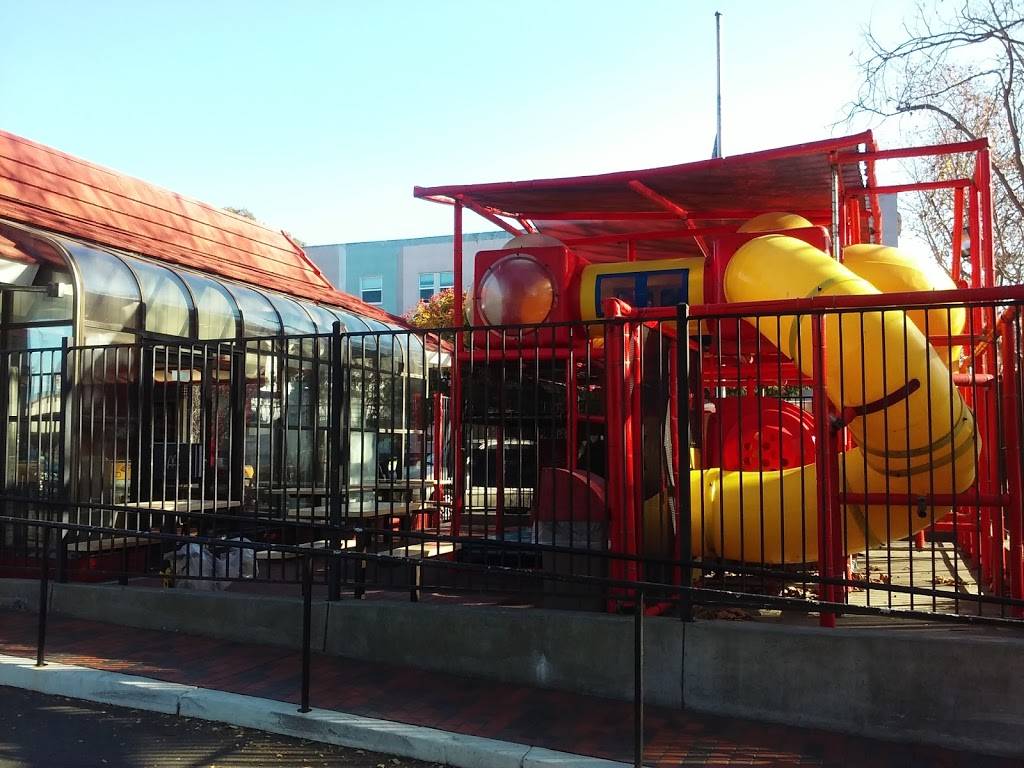 McDonalds | cafe | 715 Central Ave, Alameda, CA 94501, USA | 5108650200 OR +1 510-865-0200