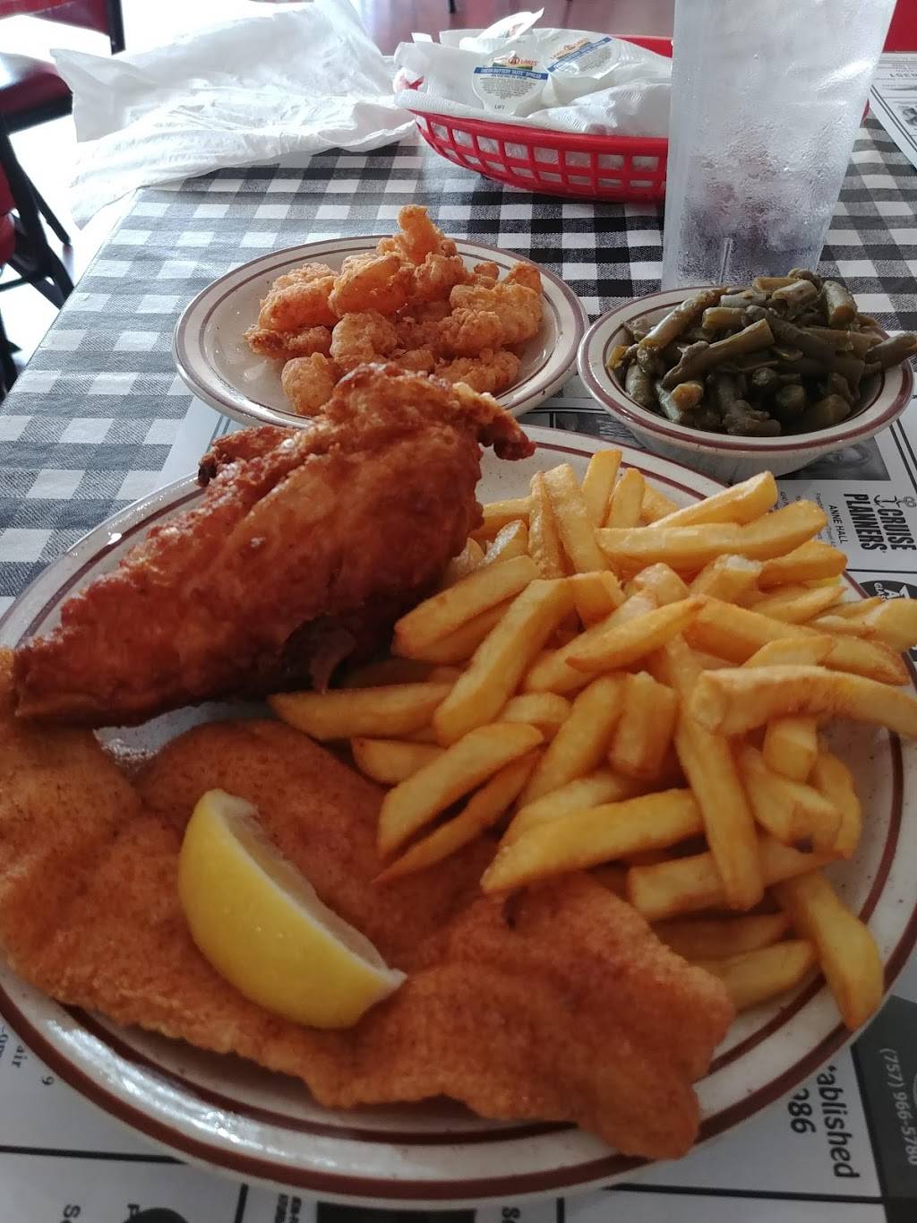 JONES RESTAURANT | restaurant | 5811 W Norfolk Rd, Portsmouth, VA 23703, USA | 7574841996 OR +1 757-484-1996