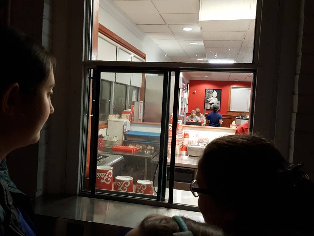 Friendlys | restaurant | 1405 Main St, Willimantic, CT 06226, USA | 8604238084 OR +1 860-423-8084