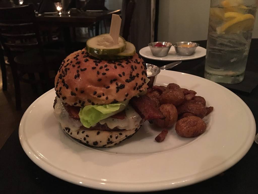 The District Kitchen & Cocktails | restaurant | 1001 N 4th St, Wilmington, NC 28401, USA | 9107696565 OR +1 910-769-6565