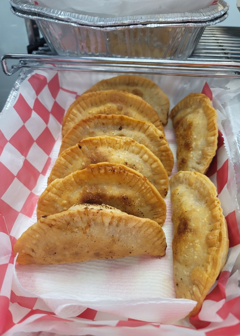 Jasmines Family Convenience Store | restaurant | 1301 Hornberger Ave, Roebling, NJ 08554, USA | 6094732113 OR +1 609-473-2113