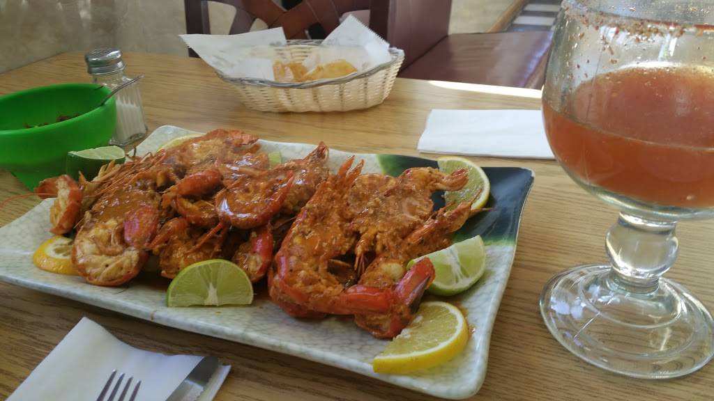 Los Langostinos Restaurant | restaurant | 3059 S Harding Ave, Chicago, IL 60623, USA | 7735421120 OR +1 773-542-1120