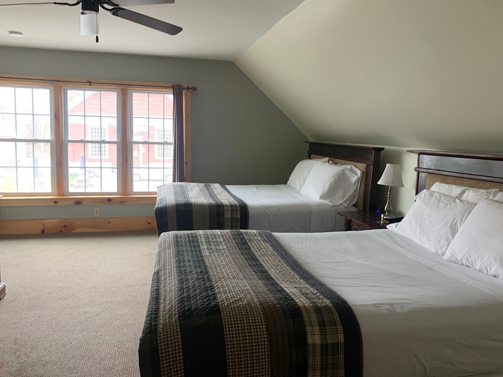 The Village Inn | restaurant | 606 VT-114, East Burke, VT 05832, USA | 8026263161 OR +1 802-626-3161