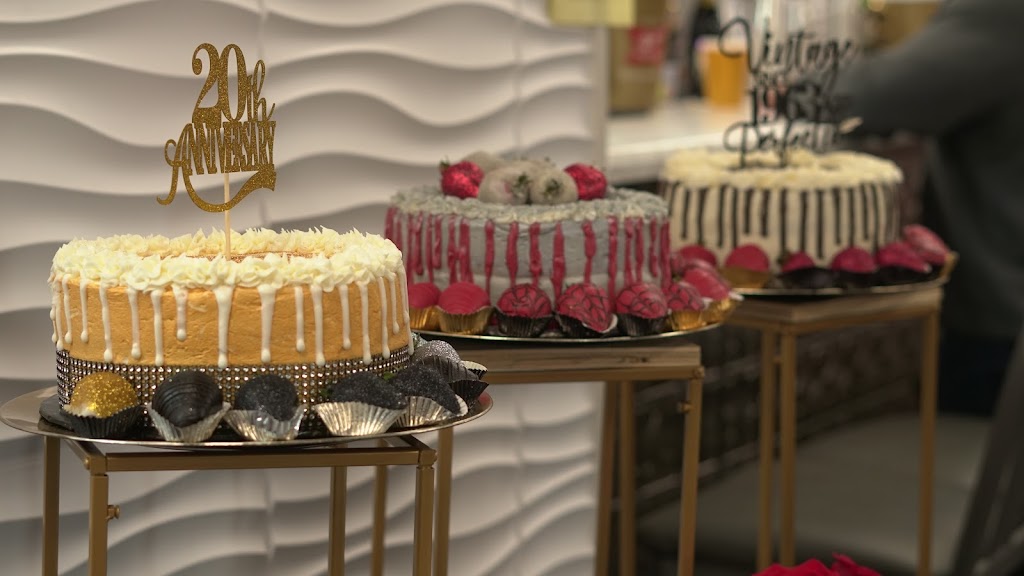 Shaunees | restaurant | 3719 Hickory Hill Rd, Memphis, TN 38115, USA | 9012810392 OR +1 901-281-0392