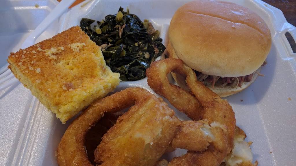 Dickie Do’s BBQ | restaurant | 20 Roxboro Rd, Haw River, NC 27258, USA | 3365781220 OR +1 336-578-1220