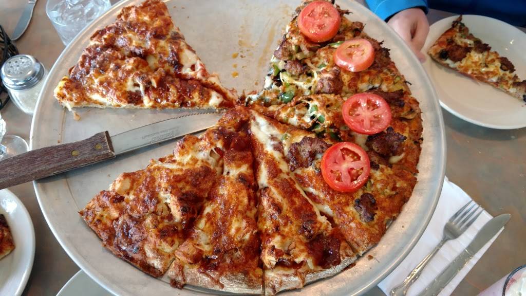 Christos On Alki | restaurant | 2508 Alki Ave SW, Seattle, WA 98116, USA | 2069232200 OR +1 206-923-2200