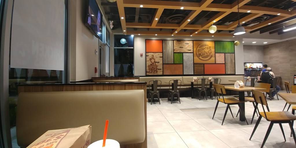 Burger King | restaurant | 291-301 Washington St, Stoughton, MA 02072, USA | 7814363669 OR +1 781-436-3669