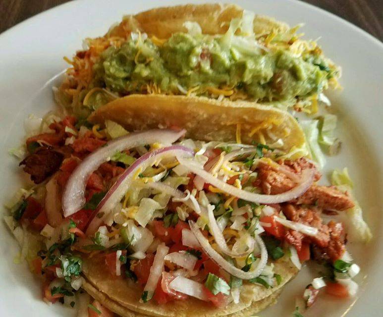 Mariscos El Pacifico Fallbrook | restaurant | 2155, 111, N Vine St, Fallbrook, CA 92028, USA | 7607289737 OR +1 760-728-9737