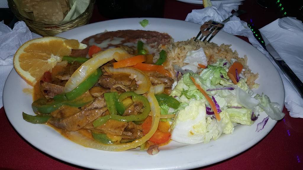 Mariscos Zamoras | restaurant | 3701 W McFadden Ave H, Santa Ana, CA 92704, USA | 7147756671 OR +1 714-775-6671