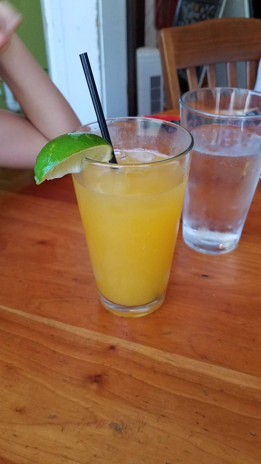 El Gato Cantina | restaurant | 4 Park St, Essex Junction, VT 05452, USA | 8026624334 OR +1 802-662-4334