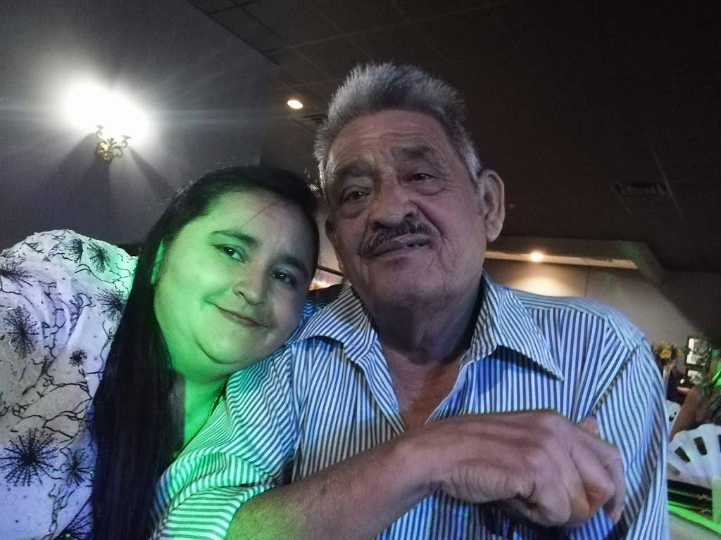 Augies Restaurant | restaurant | 6005 Jefferson Hwy, Harahan, LA 70123, USA | 5047333000 OR +1 504-733-3000