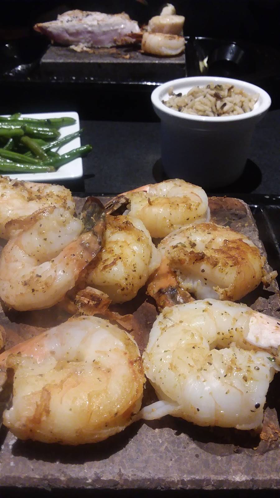 Black Rock Bar & Grill | restaurant | 3776 S State St, Ann Arbor, MI 48108, USA | 7349927625 OR +1 734-992-7625