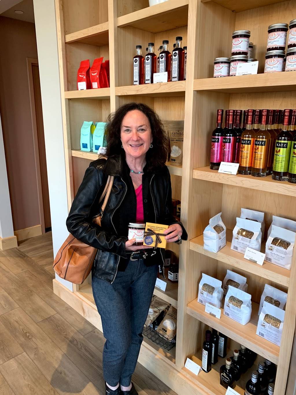 Maple & Rose | restaurant | 690 Mamaroneck Ave, Mamaroneck, NY 10543, USA | 9142224151 OR +1 914-222-4151