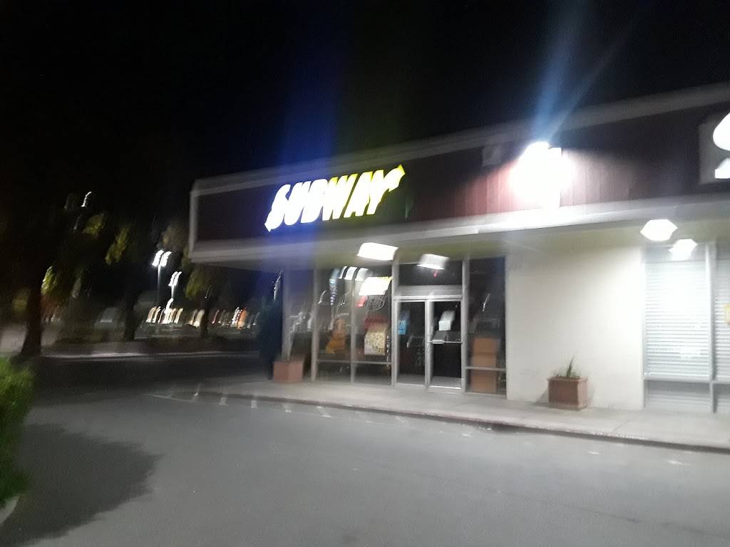 Subway Restaurants | restaurant | 2045 Springs Rd, Vallejo, CA 94591, USA | 7075522279 OR +1 707-552-2279