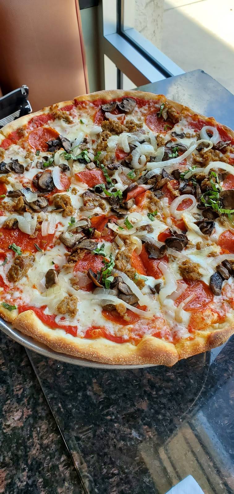 Tony Saccos Coal Oven Pizza - Estero, FL | restaurant | 8001 Plaza del Lago Dr, Estero, FL 33928, USA | 2399486697 OR +1 239-948-6697