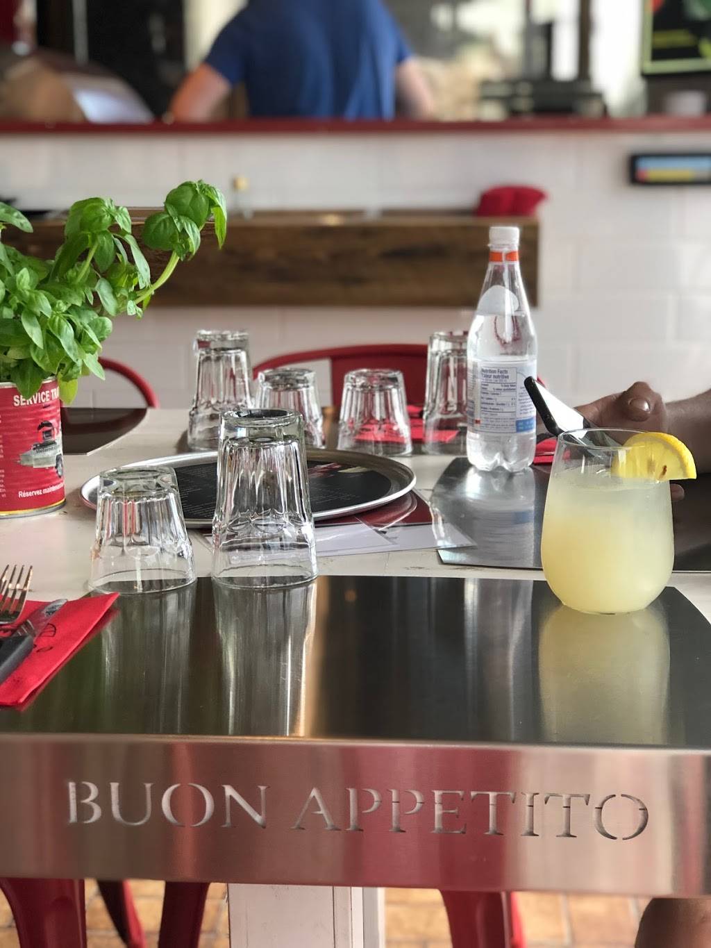 Steforno La Fabrique | restaurant | 514 Rue Lindsay, Drummondville, QC J2B 1H4, Canada | 8198503226 OR +1 819-850-3226