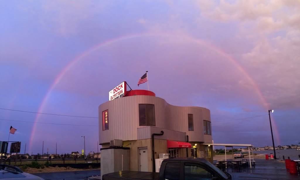 The Dock Outfitters | restaurant | 5 NJ-35, Seaside Heights, NJ 08751, USA | 7328308171 OR +1 732-830-8171