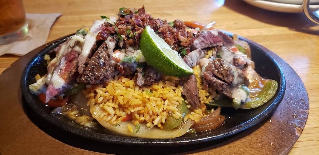 Applebees Grill + Bar | restaurant | 12717 SE 2nd Cir, Vancouver, WA 98684, USA | 3609448088 OR +1 360-944-8088