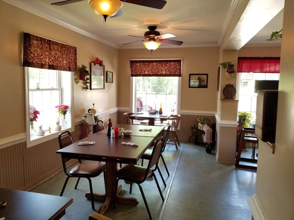 Pine Grove Restaurant | restaurant | 574 Pine Grove Rd, Bluemont, VA 20135, USA | 5405548126 OR +1 540-554-8126