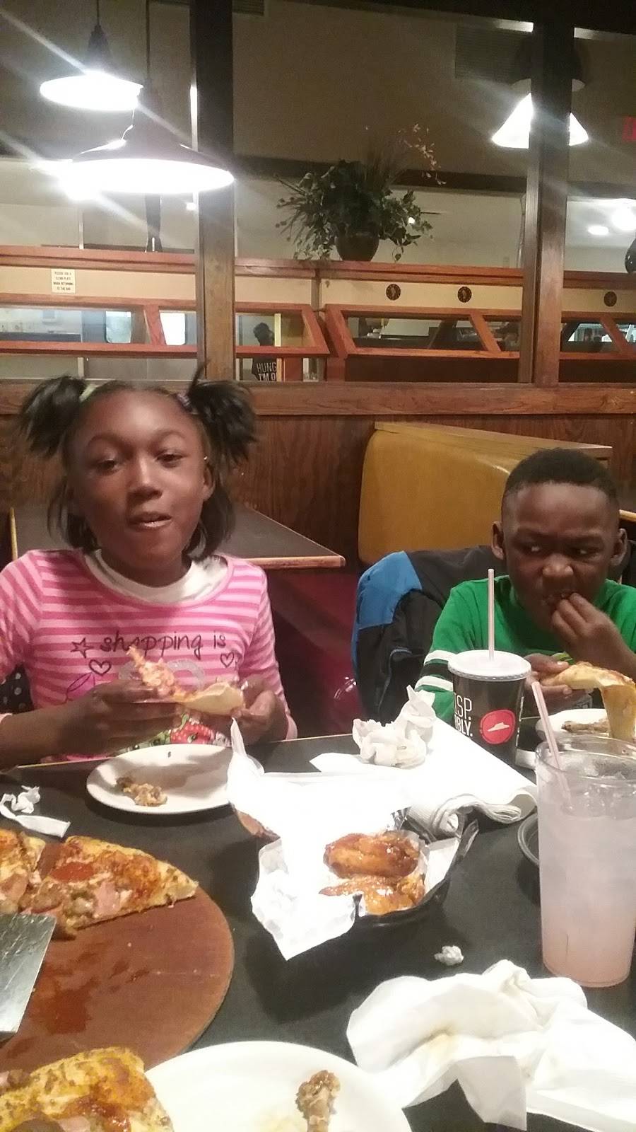 Pizza Hut | meal takeaway | 1522 Jeffreys Rd, Rocky Mount, NC 27804, USA | 2524436999 OR +1 252-443-6999